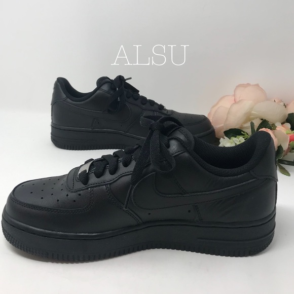NWT Nike Air Force 1’07 Leather Black W AUTHENTIC - Picture 2 of 8